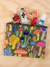 Load image into Gallery viewer, Zipper Pouch - Mushrooms
