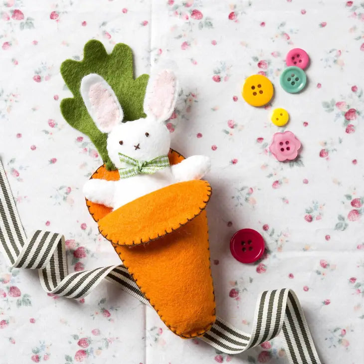 Bunny in Carrot Felt Craft Mini Kit